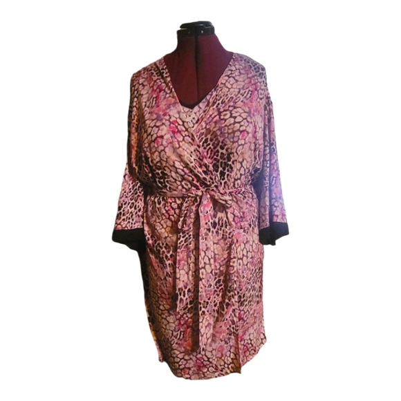 Joyspun matching camisole night gown and robe set, Lg/XL, pink animal print, GUC - Picture 2 of 14